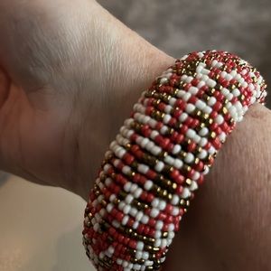 Beaded cuff bracelet - does not open- pretty colors!